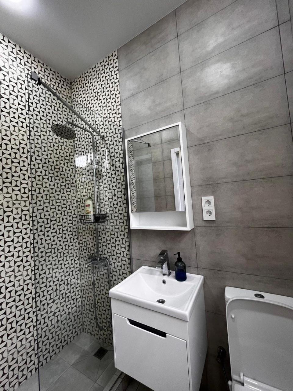 גוניו Mziuri Guest House מראה חיצוני תמונה